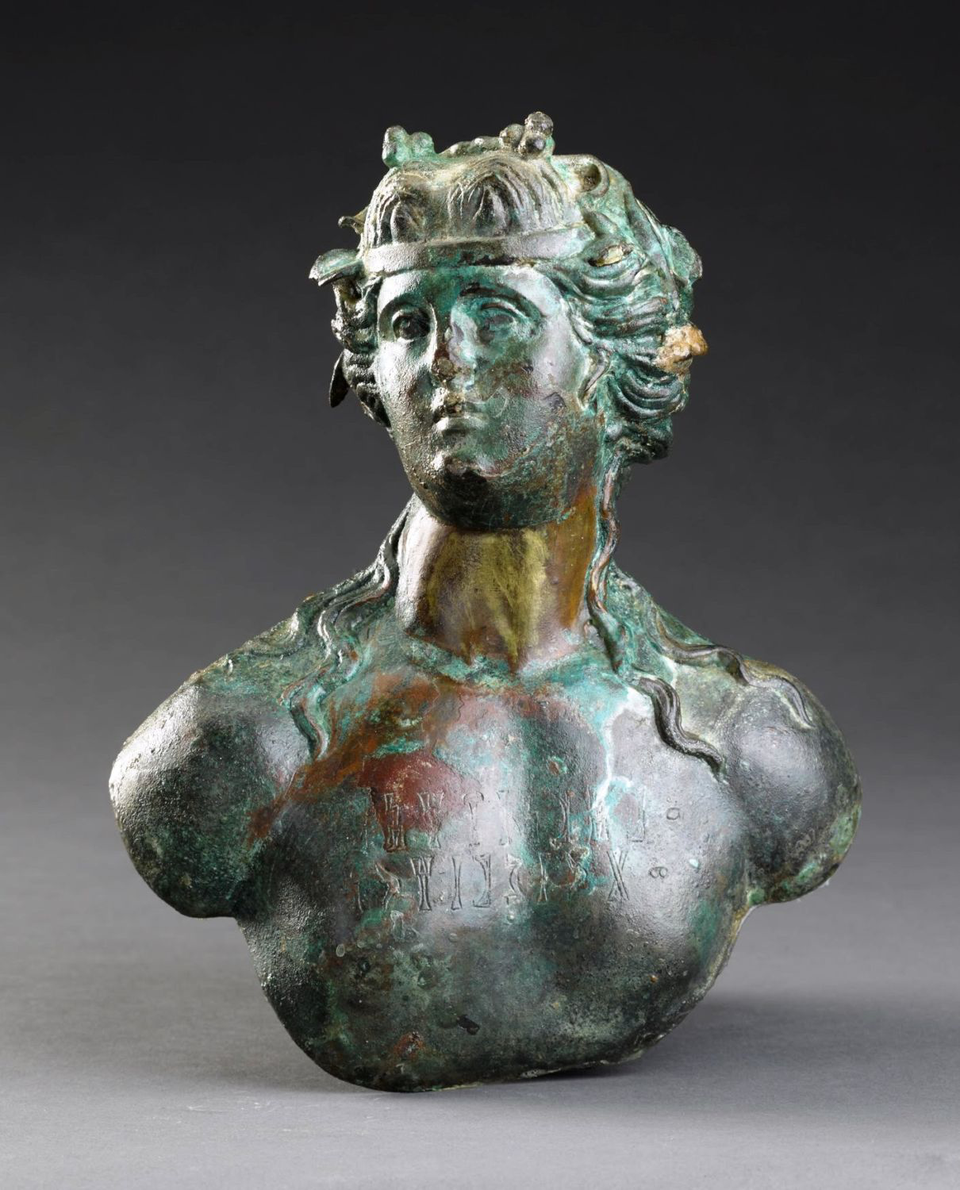 Ancient Yemeni coffee farmer harvesting cherries