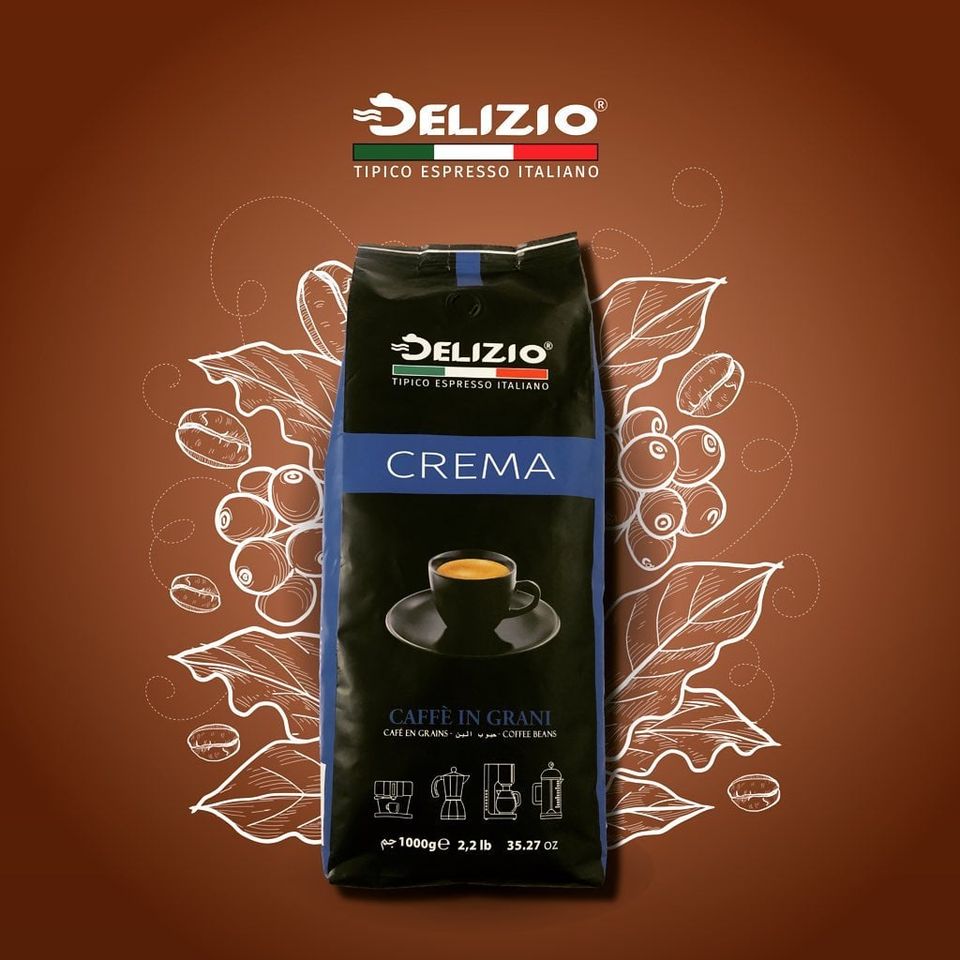 espresso shot pouring crema close-up cafe quality