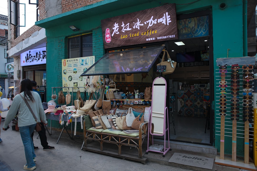 Old San Juan coffee tourist local resident dual customer base café culture