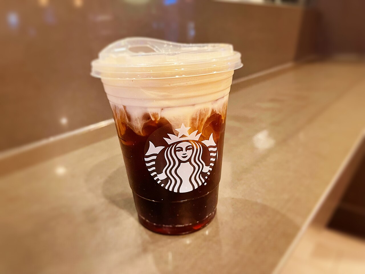 Cold brew coffee home preparation jar mason