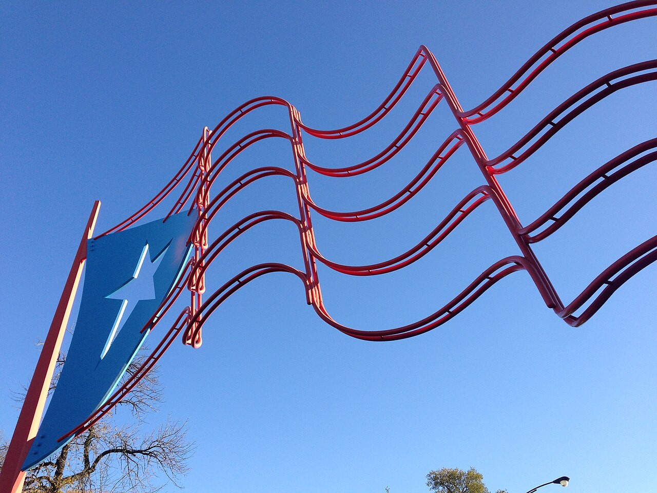 Chicago Humboldt Park Puerto Rican flag Paseo Boricua Division Street