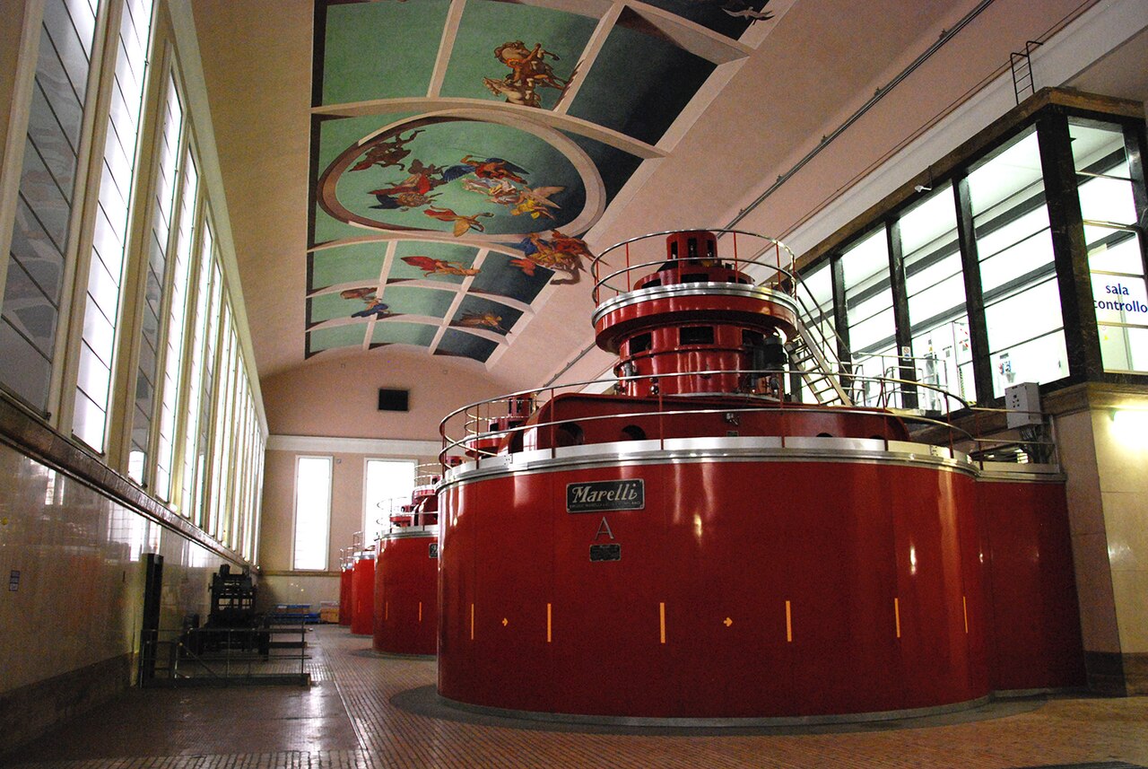 achille gaggia 1938 lever espresso machine vintage historic milan