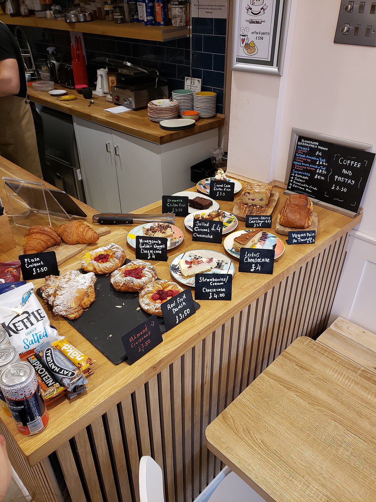 Puerto Rican specialty coffee food truck serving pour-over coffee at a weekend farmers market