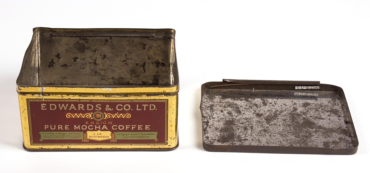 Package of Puerto Rican coffee being purchased at a mainland US supermarket by diaspora customer